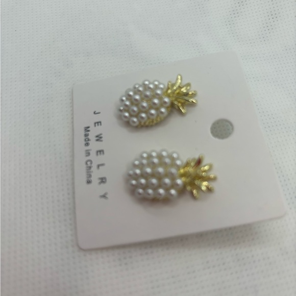 Gold and White Pineapple Earrings - Picture 2 of 6